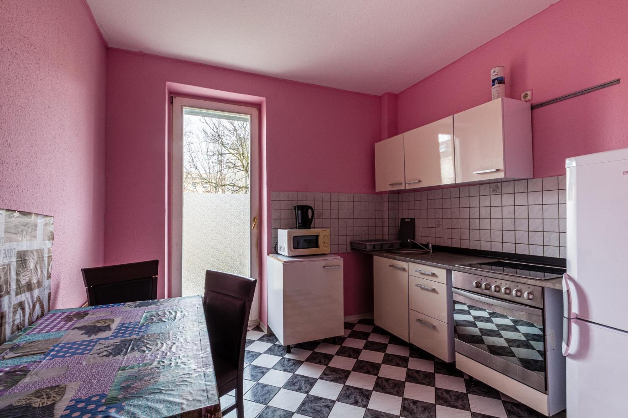 Apartment Komfortable 2-zimmerwohnung Ludwig With Balcony 2 5 Single Beds